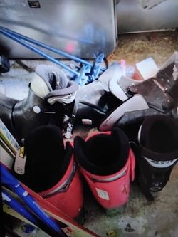 Snow boots