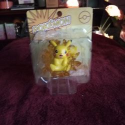 Pikachu Pokemon Re-ment Desk Figure 