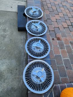 Chevrolet Impala Hub Caps