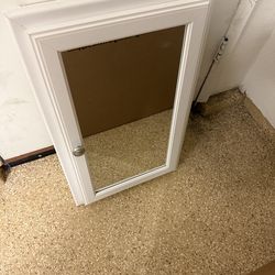 classic recessed mirrored medicine cabinet.