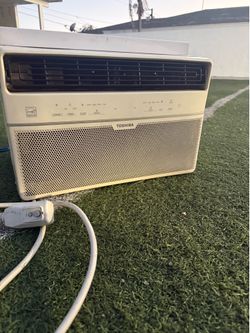 Moving sale Toshiba Air conditioner