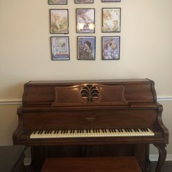 Wall piano