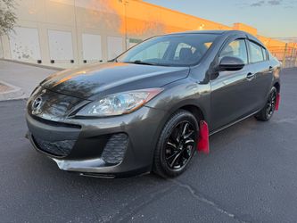 2012 MAZDA3 MAZDA 3, MANUAL TRANSMISSION, I TOURING, CLEAN AUTO-CHECK, COLD AC, FINANCE AVAILABLE 🚘