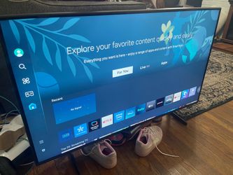 43 inch Samsung Smart TV with remote