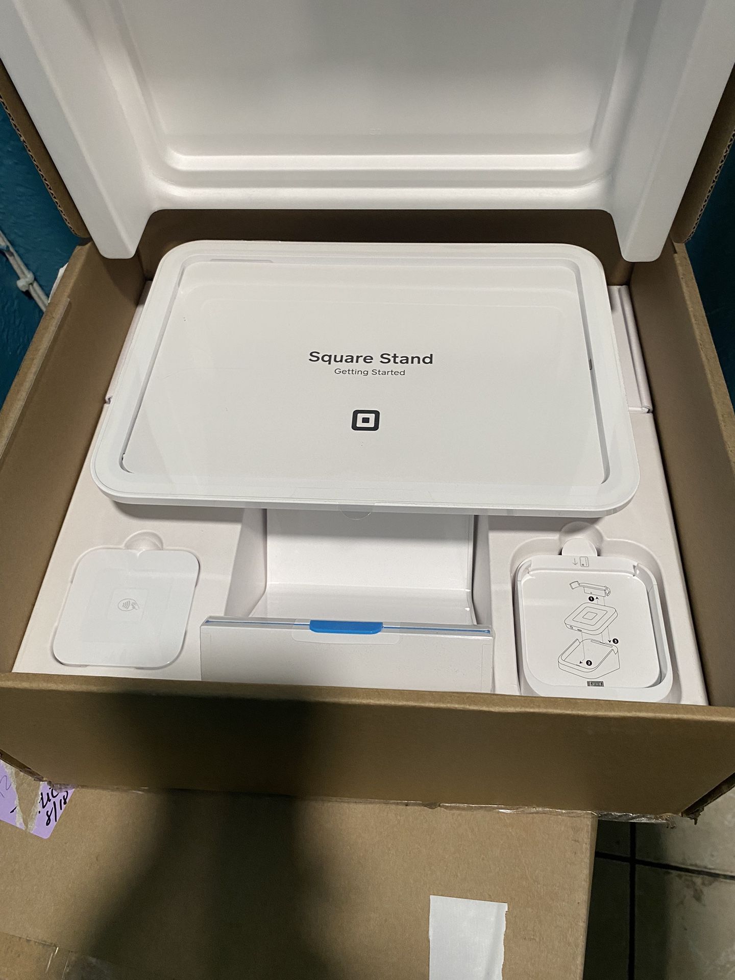 Square Stand + Reader