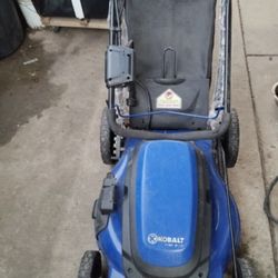 Kobalt KM210 13-Amp 21-in corded electric lawn mower. 