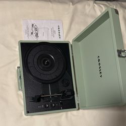 Crosley Cruiser Premier Vinyl Record Player with Speakers and Bluetooth - Audio Turntables