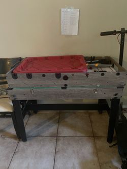 Pool table