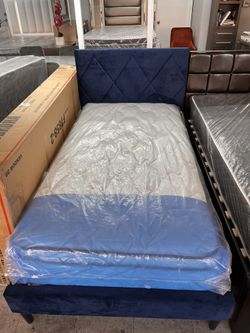 Twin Platform Bed Frame With Twin Regular Mattress NEW