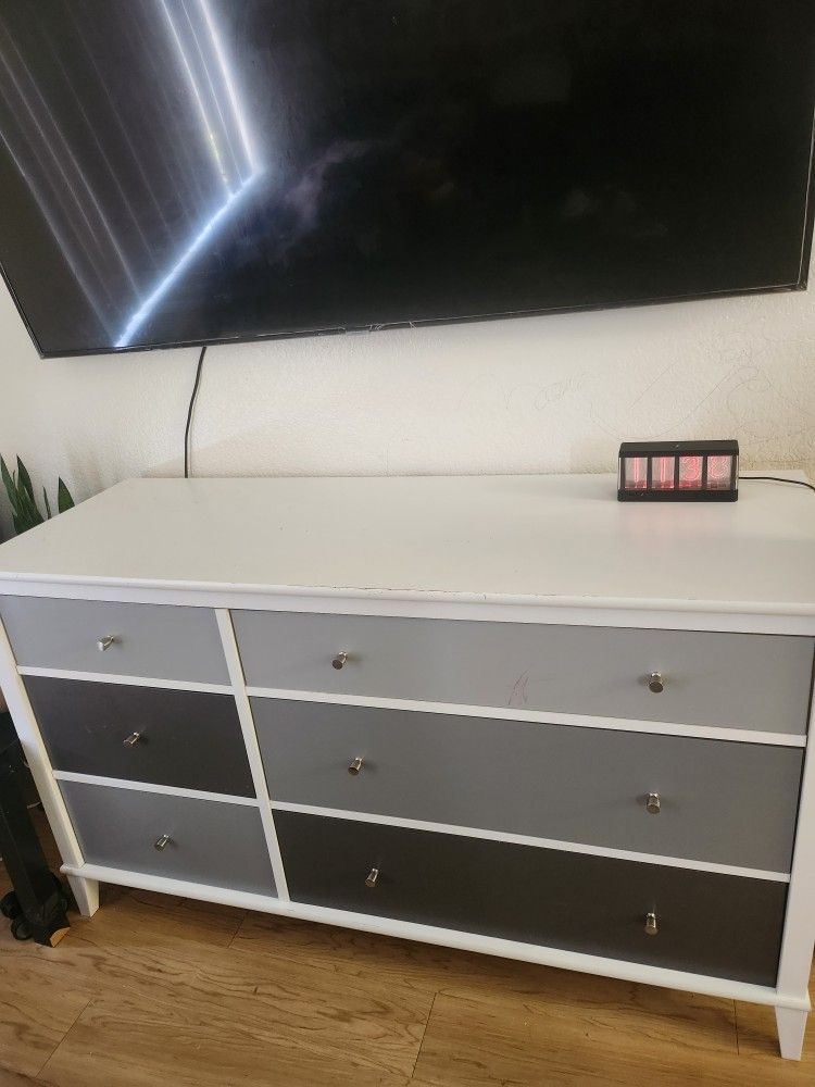 Move Out Sale Dresser 6 Months Old