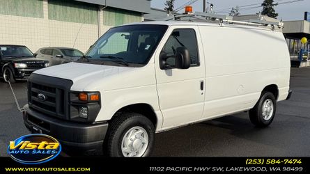 2009 Ford Econoline Cargo Van