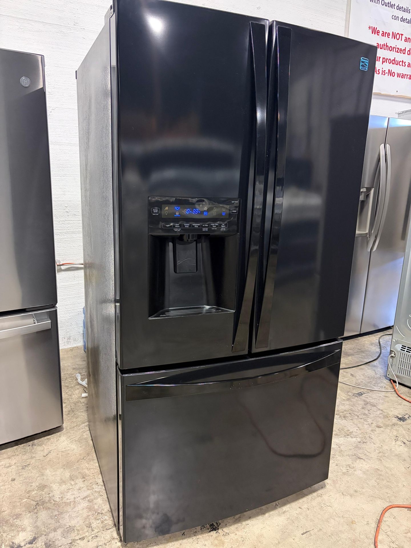 REFRIGERATOR- KENMORE ELITE FRENCH DOOR BLACK WITH WATER DISPENSER USED LIKE NEW $689 90 days warranty