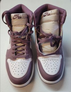 Nike Air Jordan 1 High-Top Sneakers