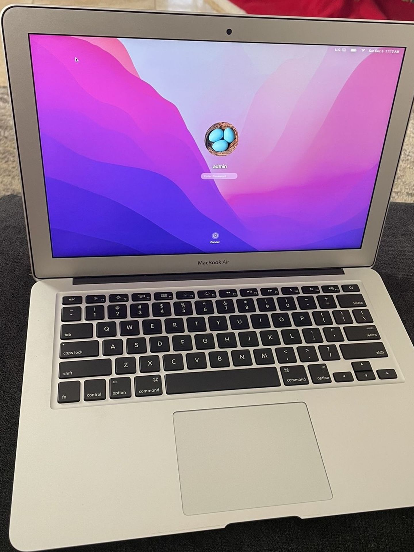 2015/16 Macbook Air 1.6Ghz i5 8GB 128GB LIKE NEW,All Products : American Fashion Style Bags On Sale