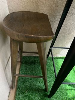 Wooden Backless Bar Stool
