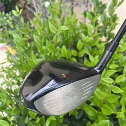 EXCELLENT TAYLORMADE TOUR BURNER BLACK TP GOLF DRIVER 9.5 w MITSUBISHI DIAMANA WHITEBOARD GRAPHITE STIFF