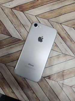 Iphone 7 32gb unlock any sim