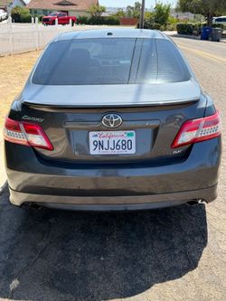 Toyota Camry SE 2011