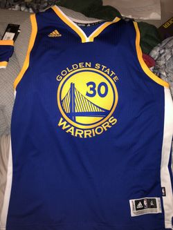 GOLDEN STATE KD/CURRY JERSEY BRAND NEW XL