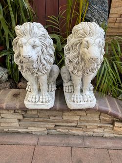 Set de 2 Leones De Cemento