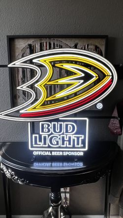 NEON BAR SIGN
