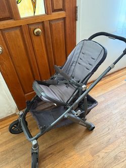 UppaBaby  stroller
