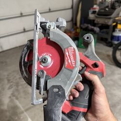 Milwaukee, Skil Saw