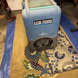 LGR 7000 Dehumidifier 