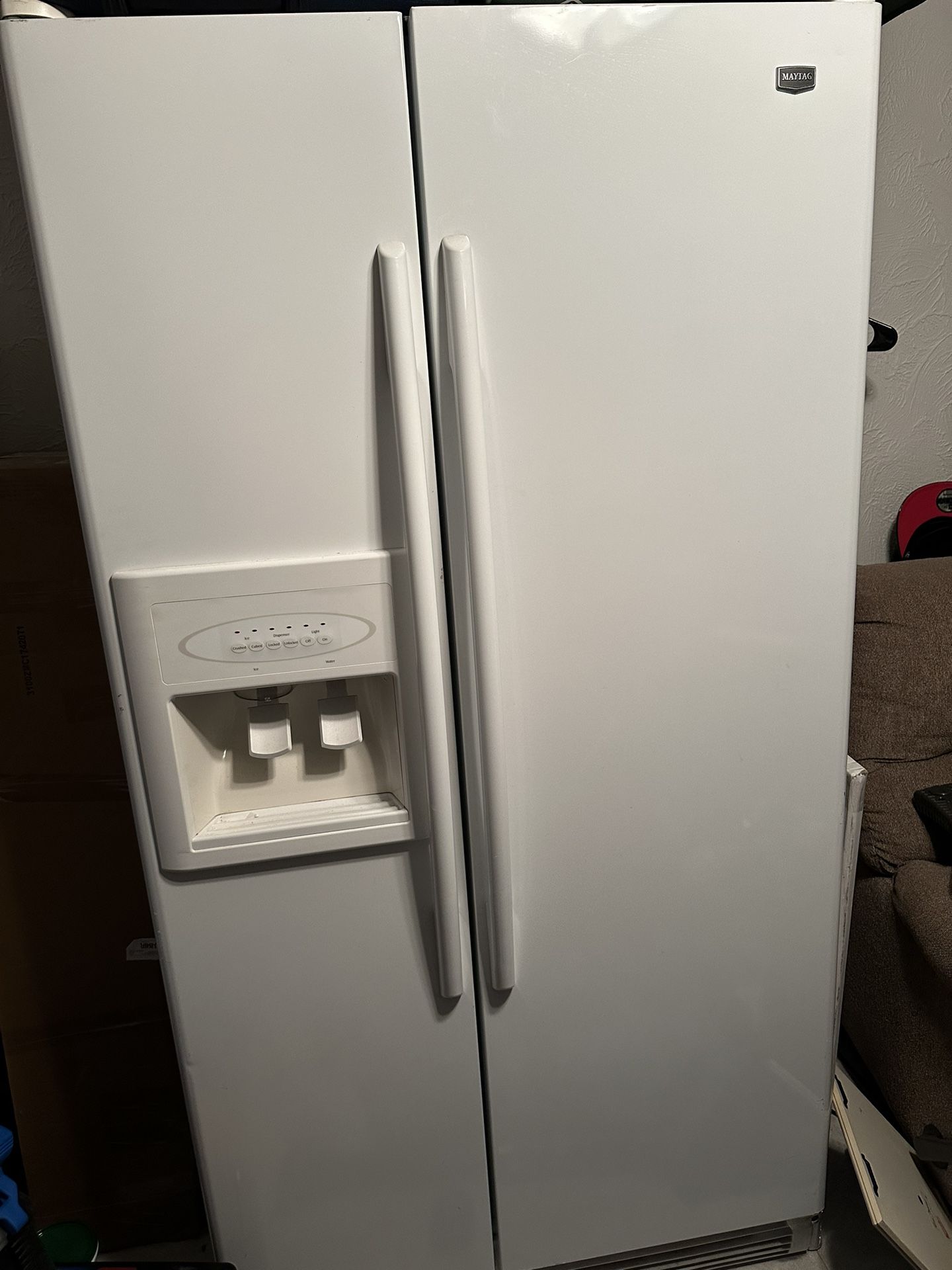 Refrigerator god condition. 35W x 69 L 