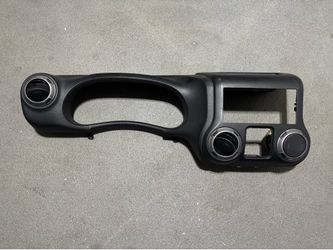 Jeep Jk wrangler dash/cluster trim bezel
