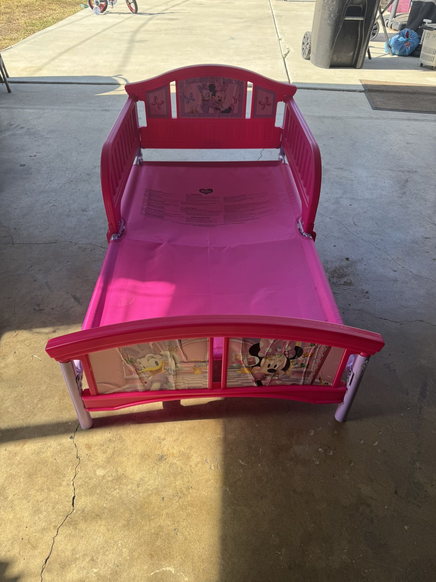 Minnie Mouse Toddler Bed 