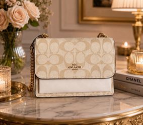 Beautiful Coach bag 🤎