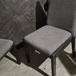 Ashley Furniture 4 Person Round Kitchen Table And Chairs 