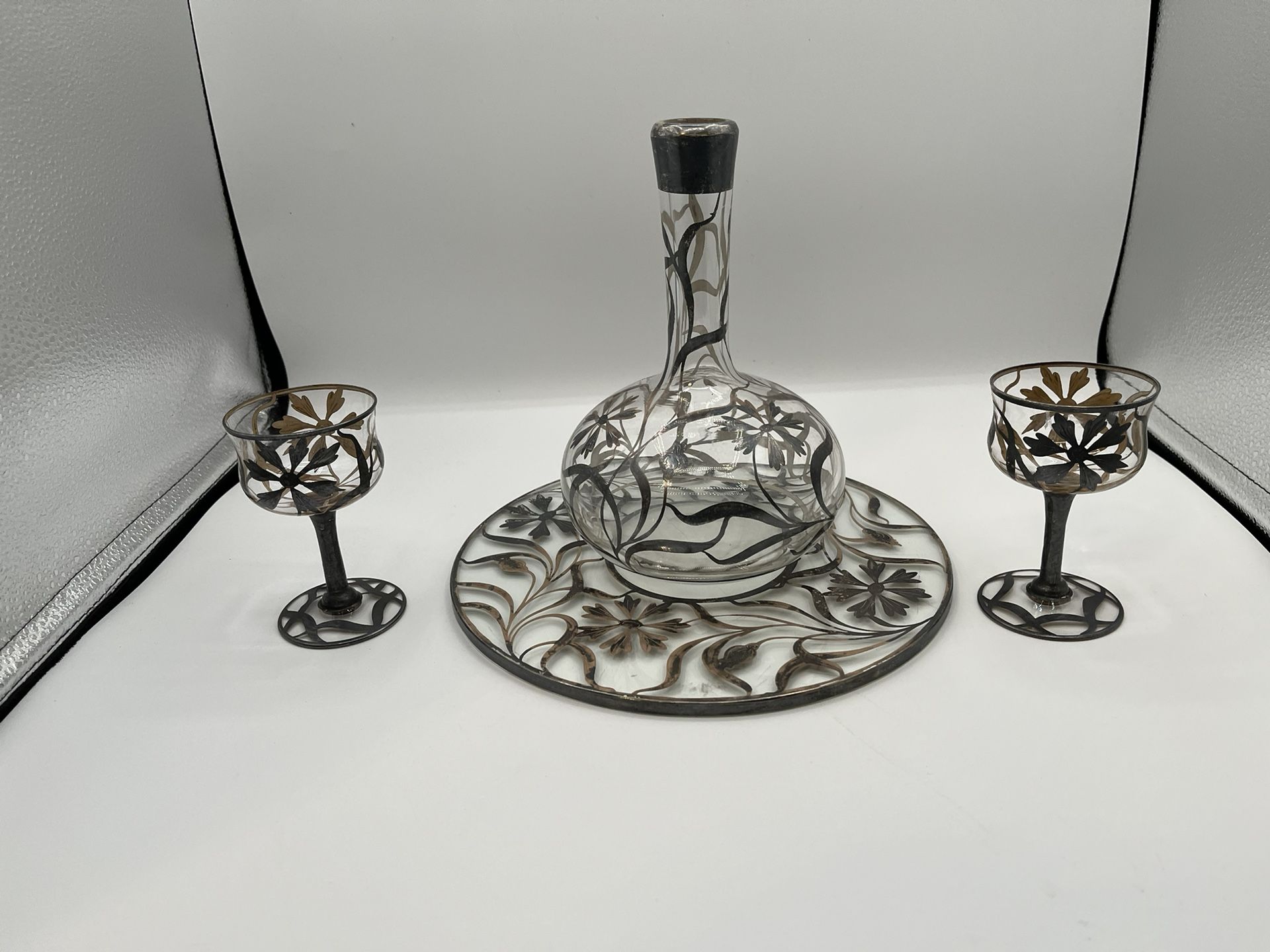 Antique Silver Overlay Filigree Art Nouveau Decanter & Glasses Set On Tray