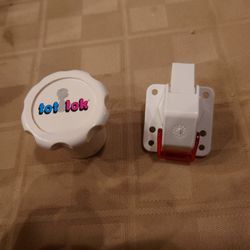 Safety 1st Magnetic Tot Lok Starter Set (24 Locks - 3 Keys)