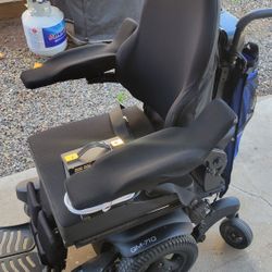 Electric Wheelchair 