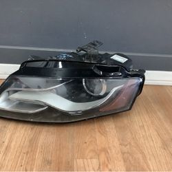 2009 2010 2011 2012 AUDI A4 LEFT HEADLIGHT