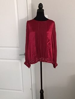 Small Stunning red silk blouse 