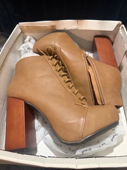 Woman shoes