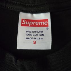 Small Supreme Tshirt