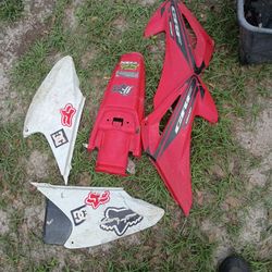 Fenders plastics crf150