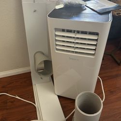 Never Used Portable Air Conditioner 8000 BTU