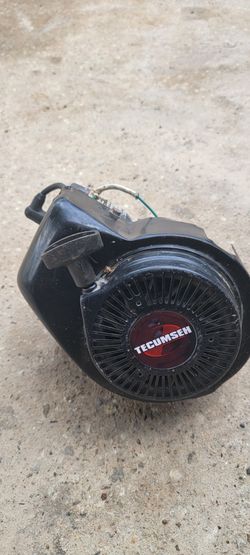 VINTAGE Tecumseh snowblower engine 99cc 2 stroke runs smooth small engines for sale $30 OBO