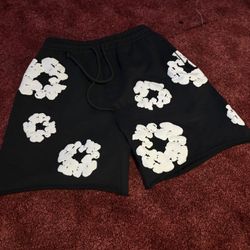 Denim Tear Shorts Size M