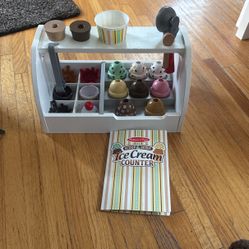 Mellisa And Doug Ice Cream Counter 