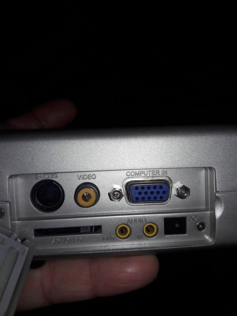 Mitsubishi Pk20 Projector