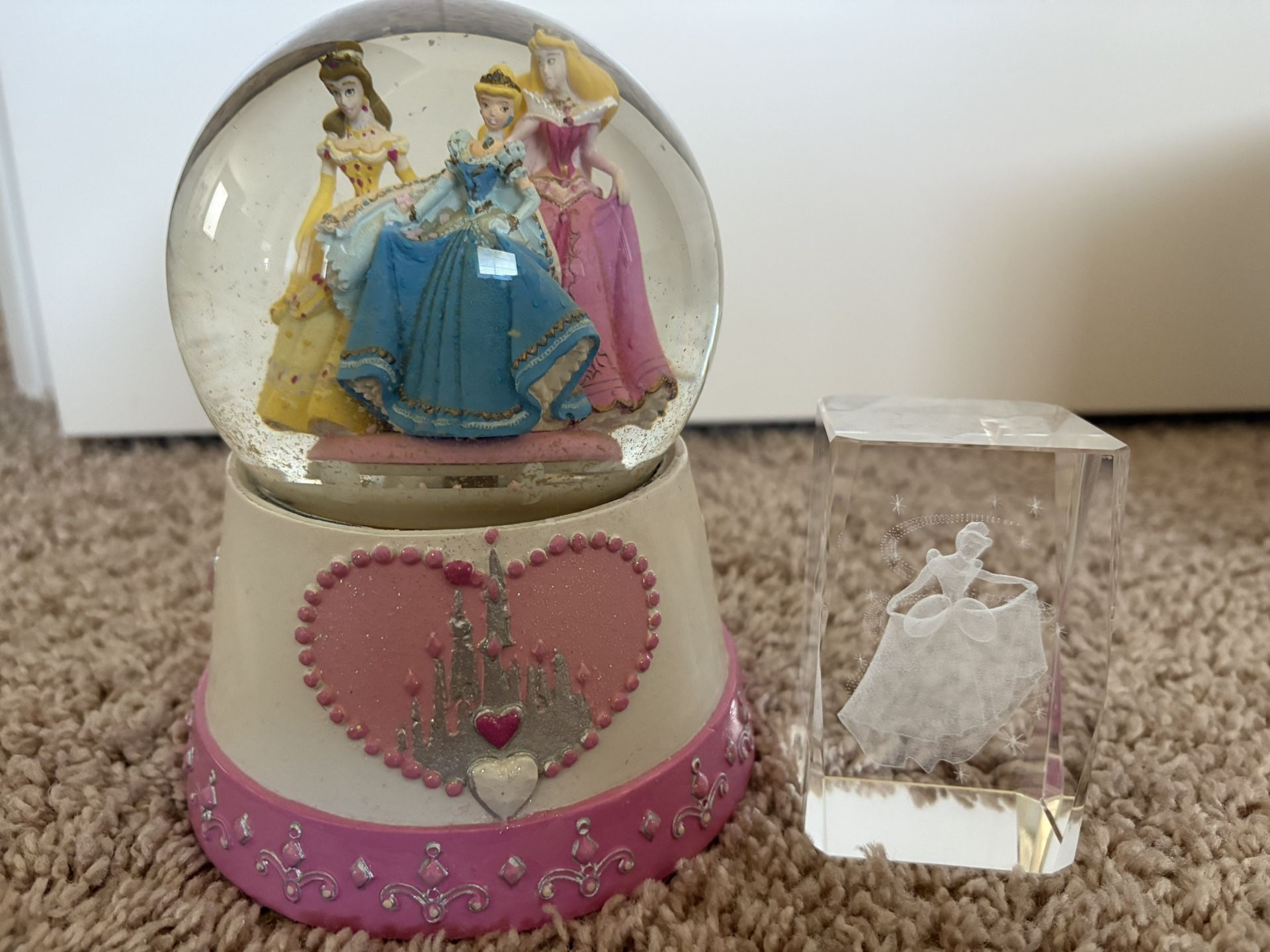 Disney Princess Snow Globe and Glass Cinderella Cube