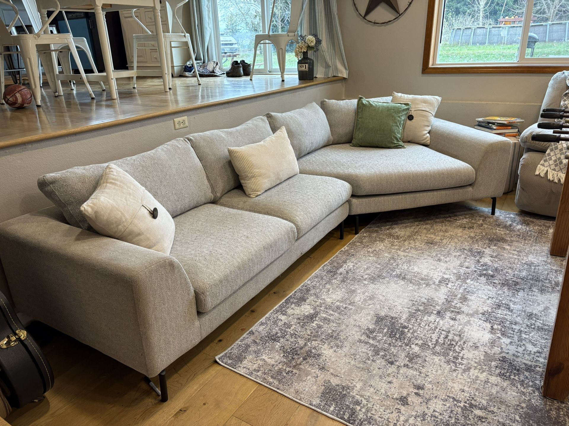 Dania Snuggler Sectional Sofa