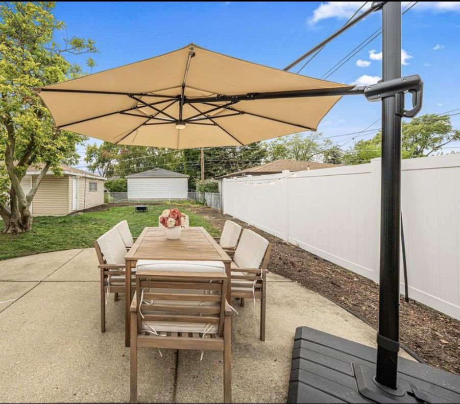 Outdoor Offset Umbrella 11ft, Beige