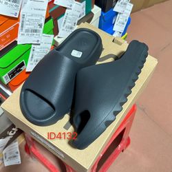 YZY SLIDE ONYX more colors available